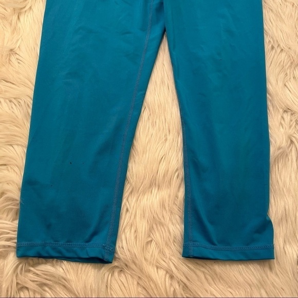 Inner Spirit Cropped Leggings Teal Blue - Picture 3 of 9